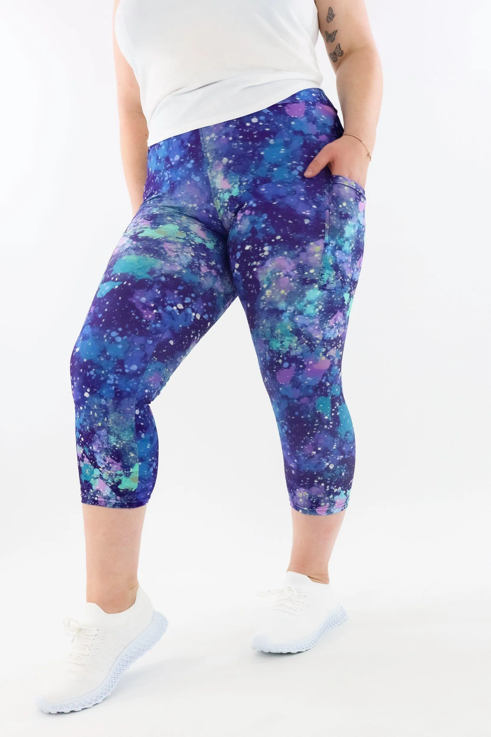 Art Universe - Casual - Capri Leggings - Pockets