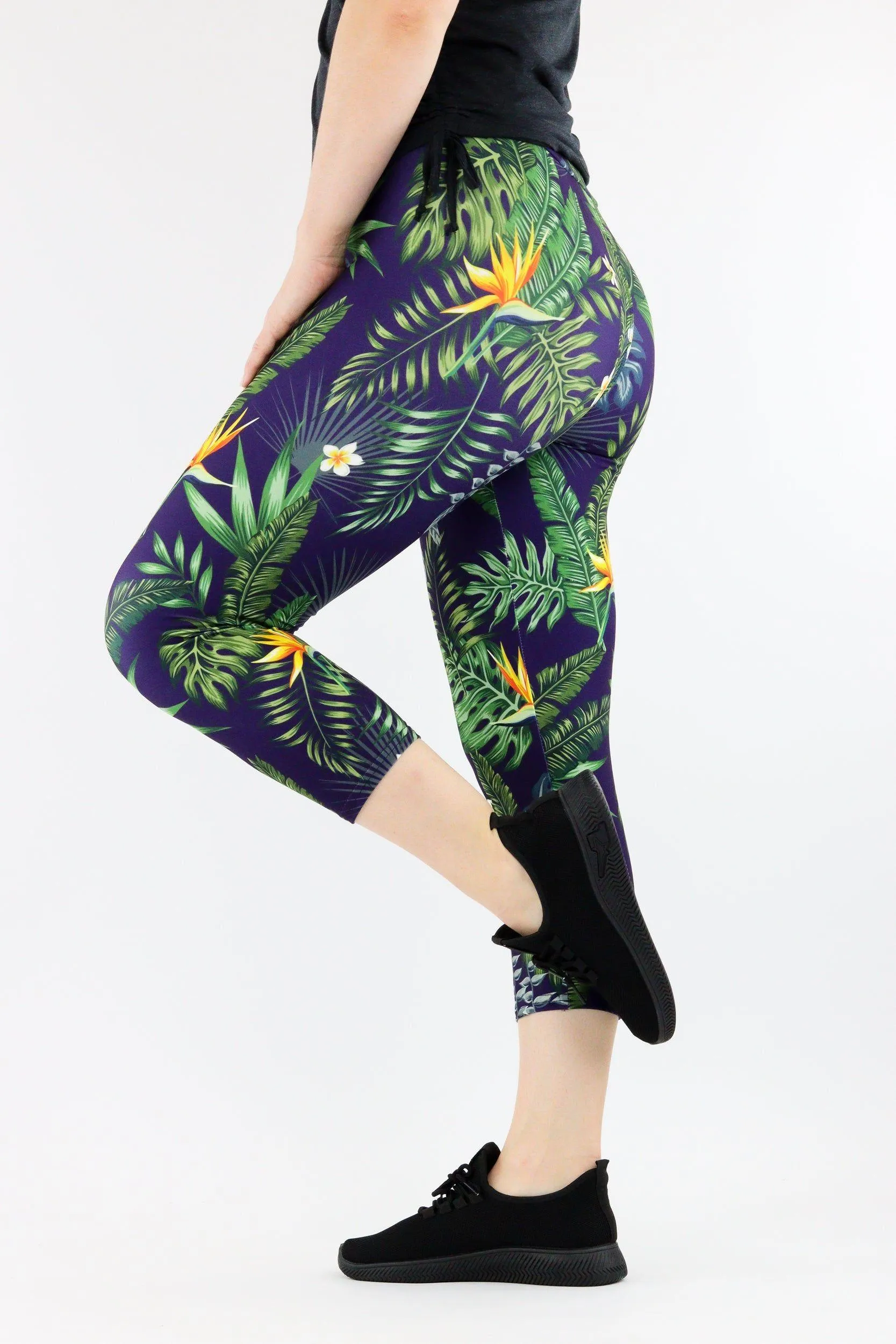 Bird Of Paradise  - Casual Capri Leggings