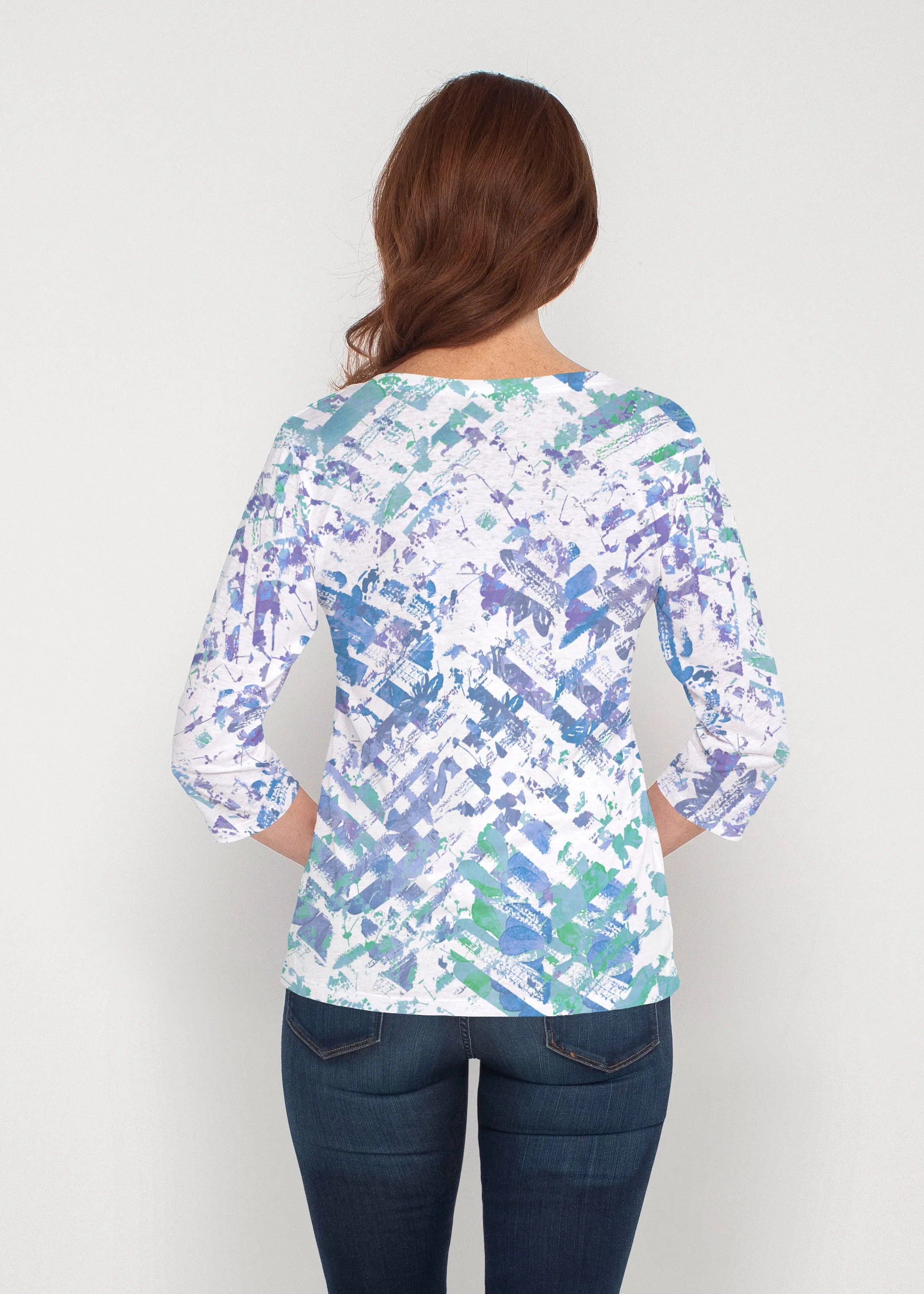 Capizee (16231) ~ Signature 3/4 Sleeve V-Neck Top