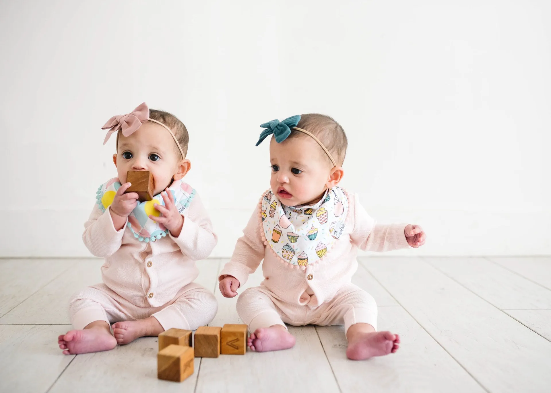Copper Pearl Celebration Fashion Trimmed Bandana Bib Set