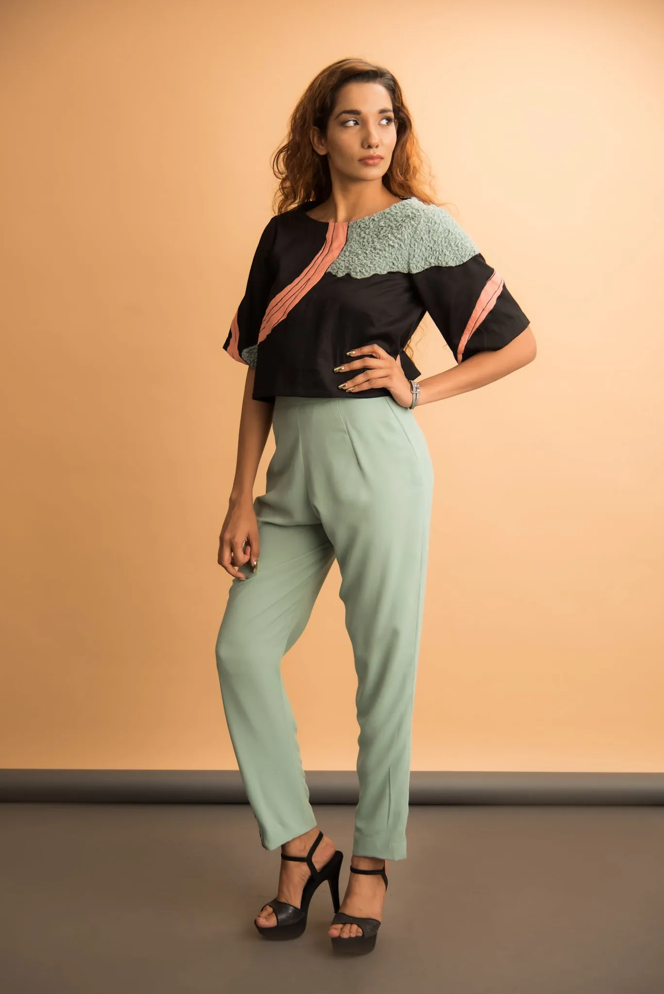 Emb Crop Top