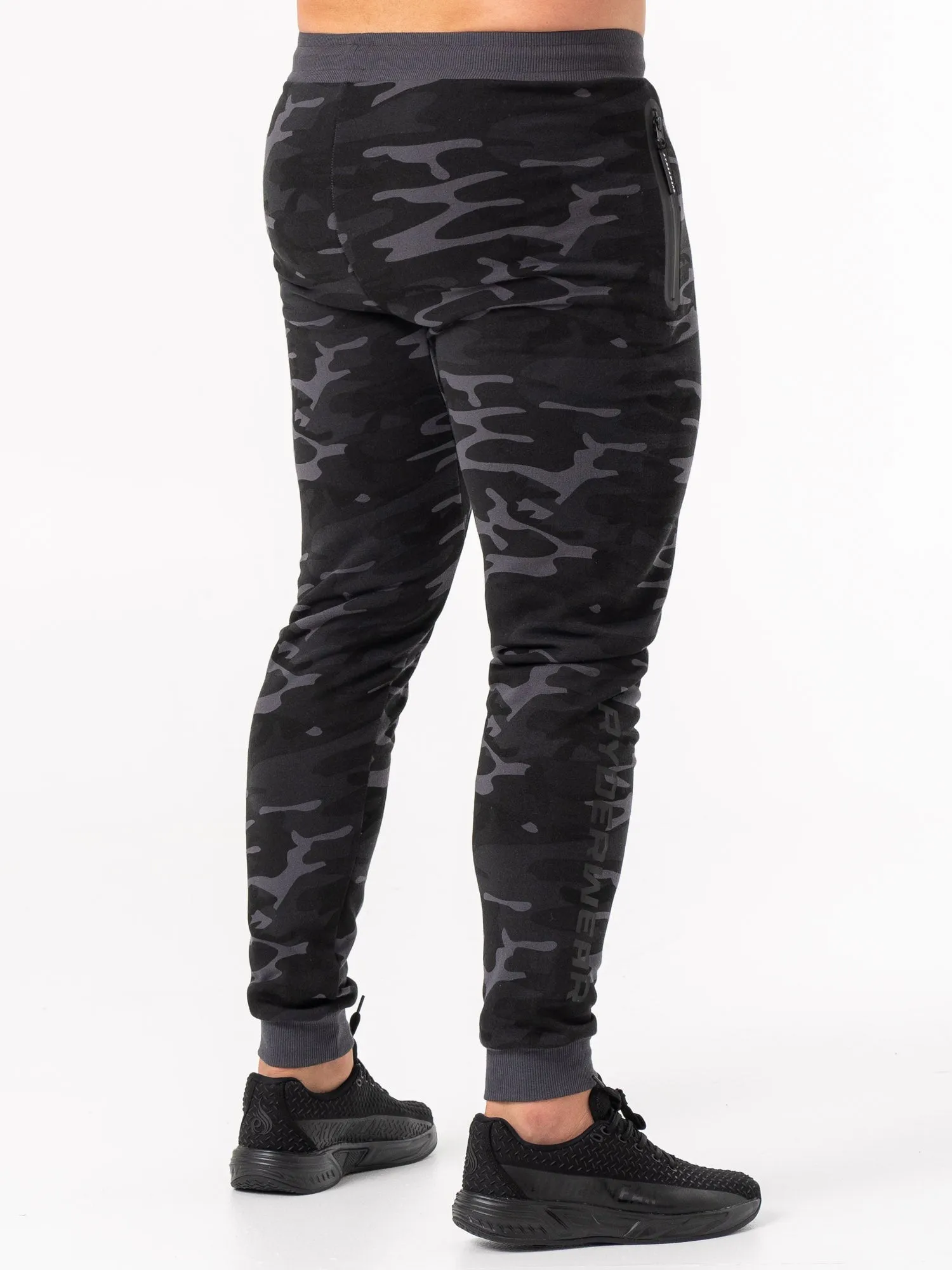 Energy Track Pants - Black Camo