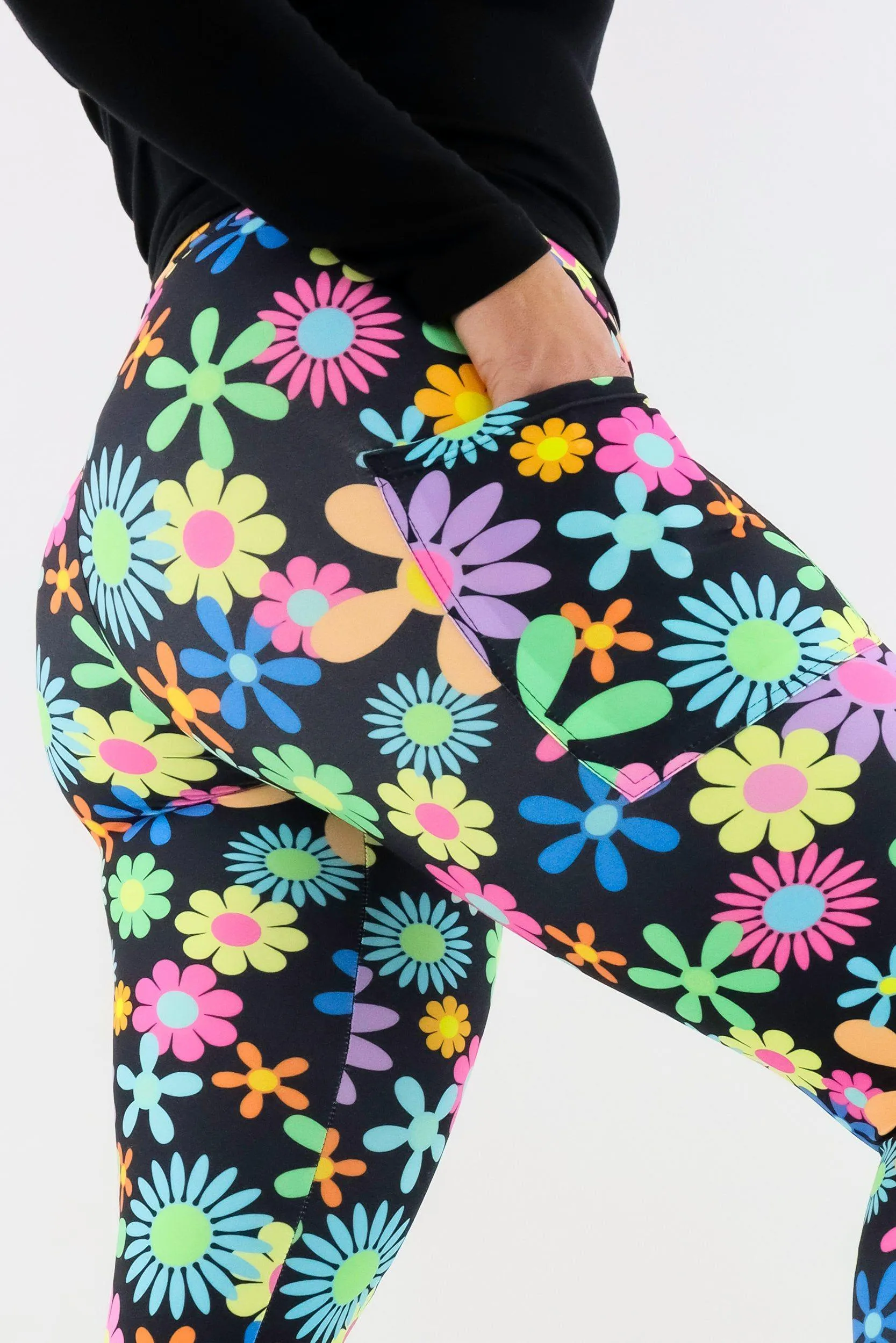 Flower Power - Casual - Capri Leggings - Pockets