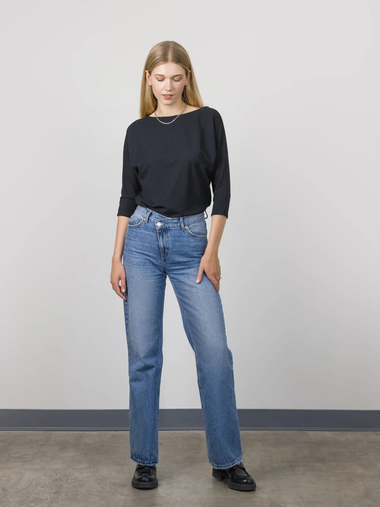Gia Boat Neck Knit Top Black