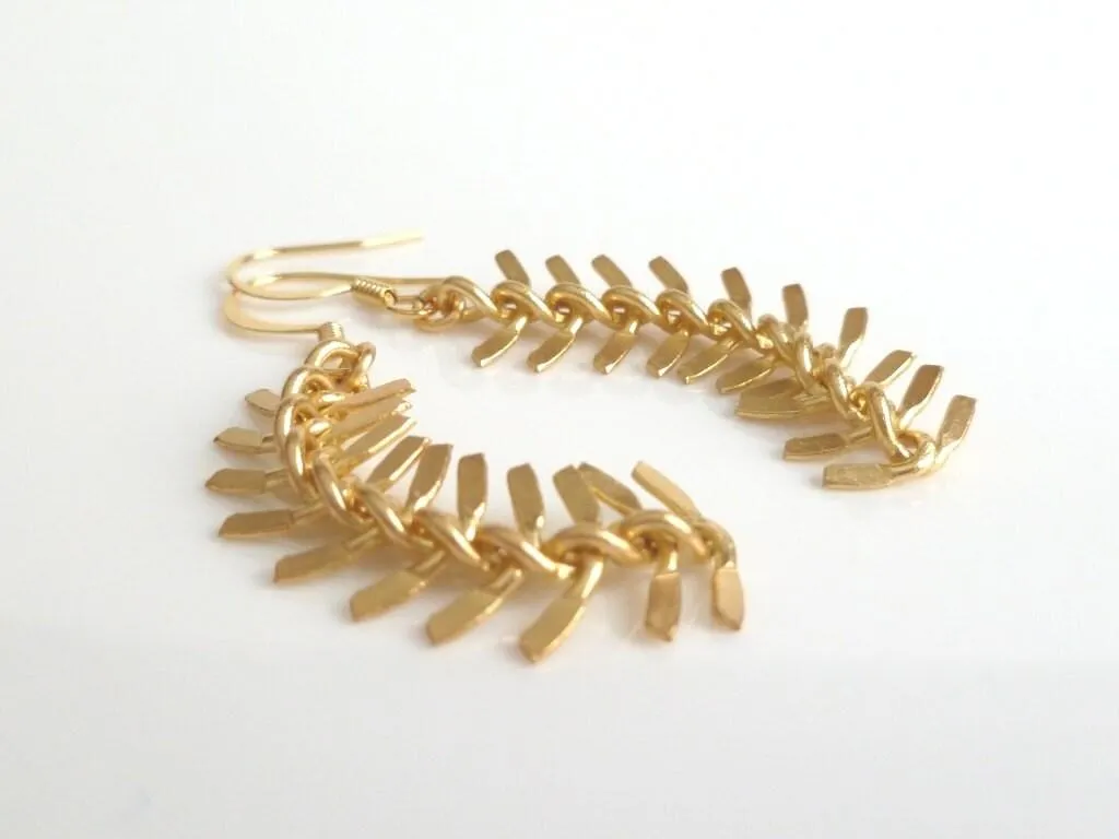 Gold Arrow Earrings, modern earring, chevron earring, fishbone earring, spine earring, vertebrae earring, feather earring, long gold dangle