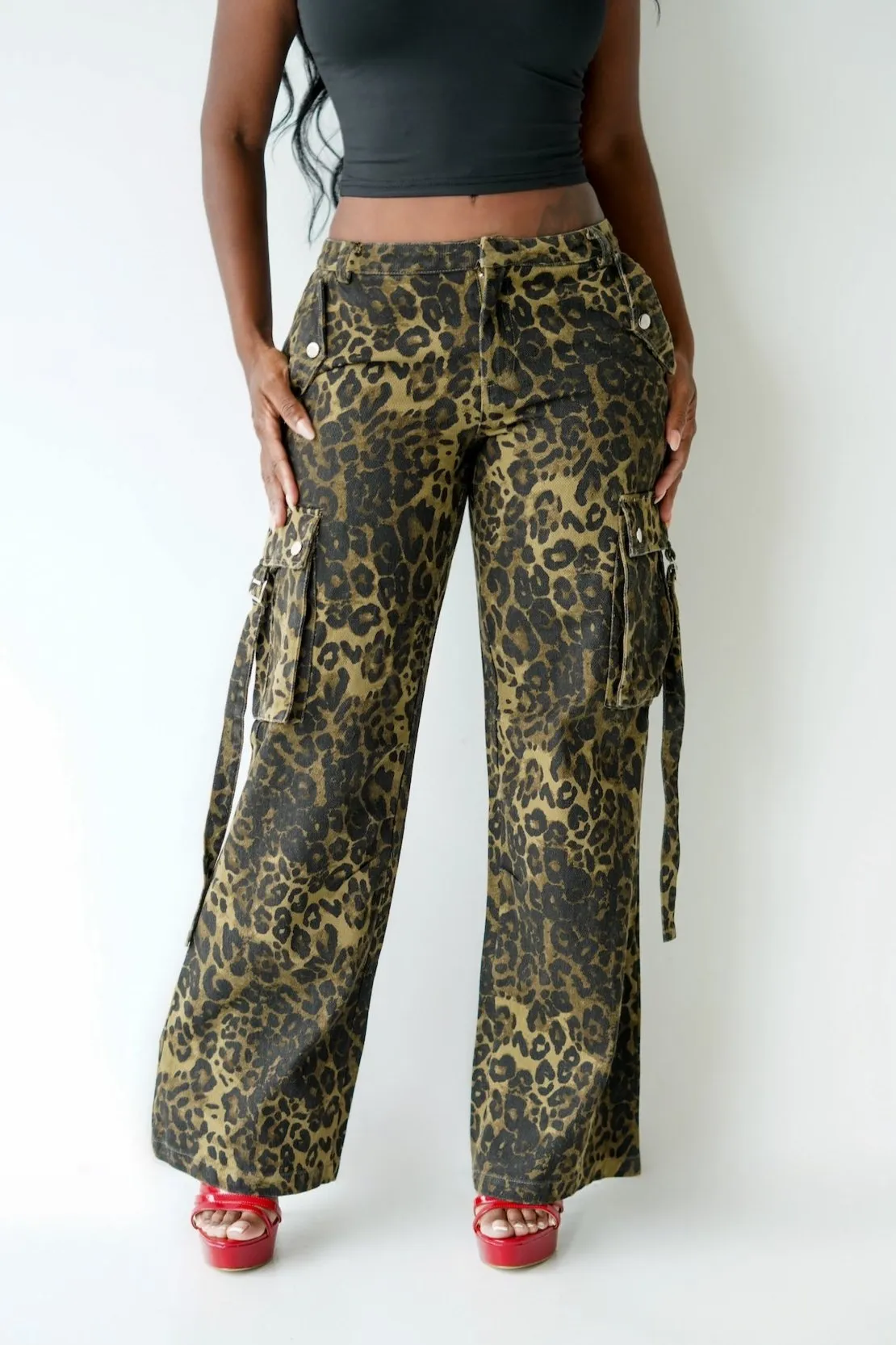 IN THE WILD CARGO JEANS