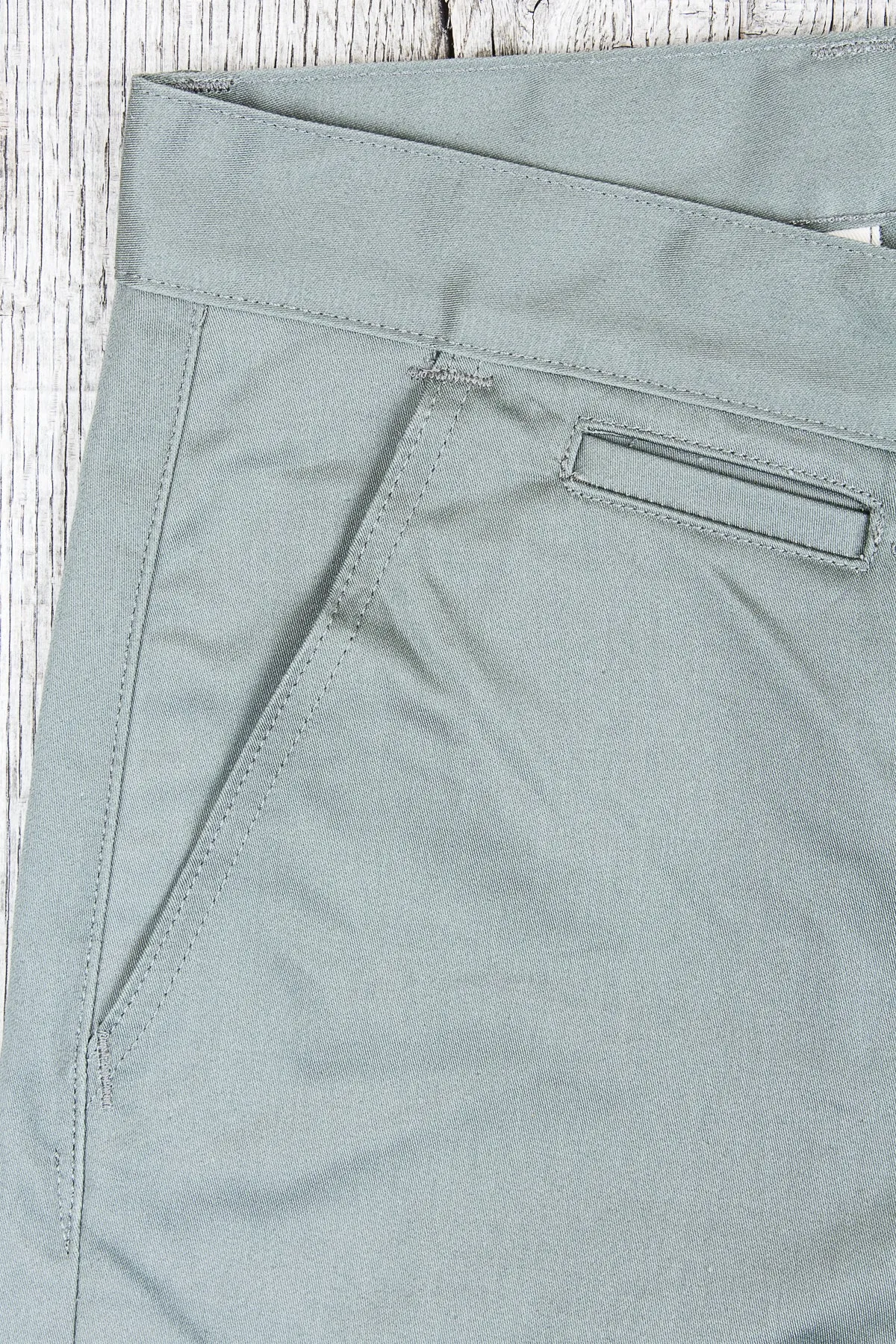 Indigofera Quinn Pants Bell Sateen Huey Green