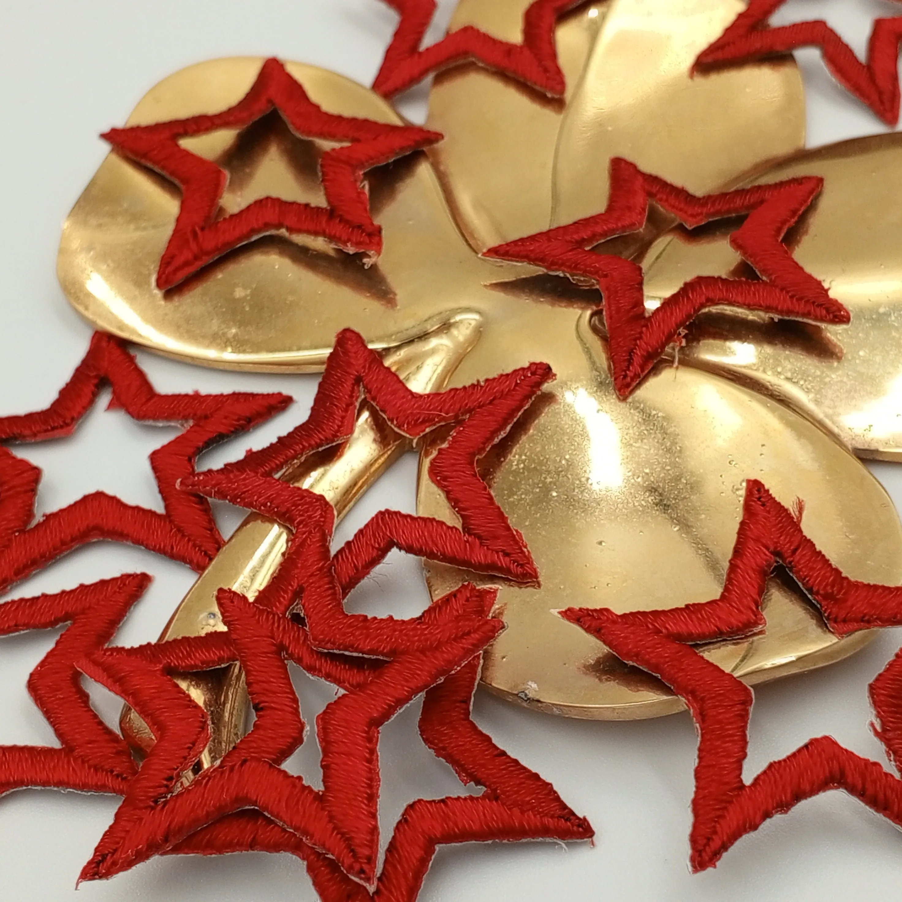 Iron on Red Stars Patches Celestial themed patch Star Outline Design Motif Star Symbol Embroidered Appliques for Decorative Accents #611