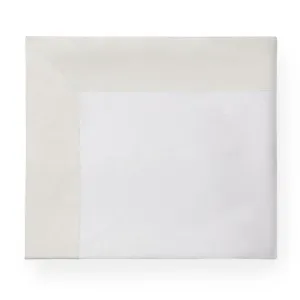 Larro Pair Pillowcase Pair by Sferra