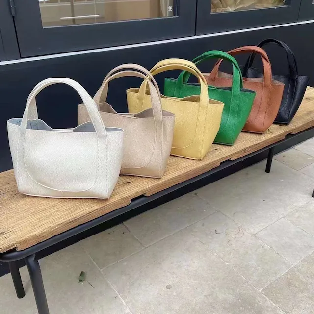 P24064 Medium Tote Crossbody Bag w/Cosmetic Pouch