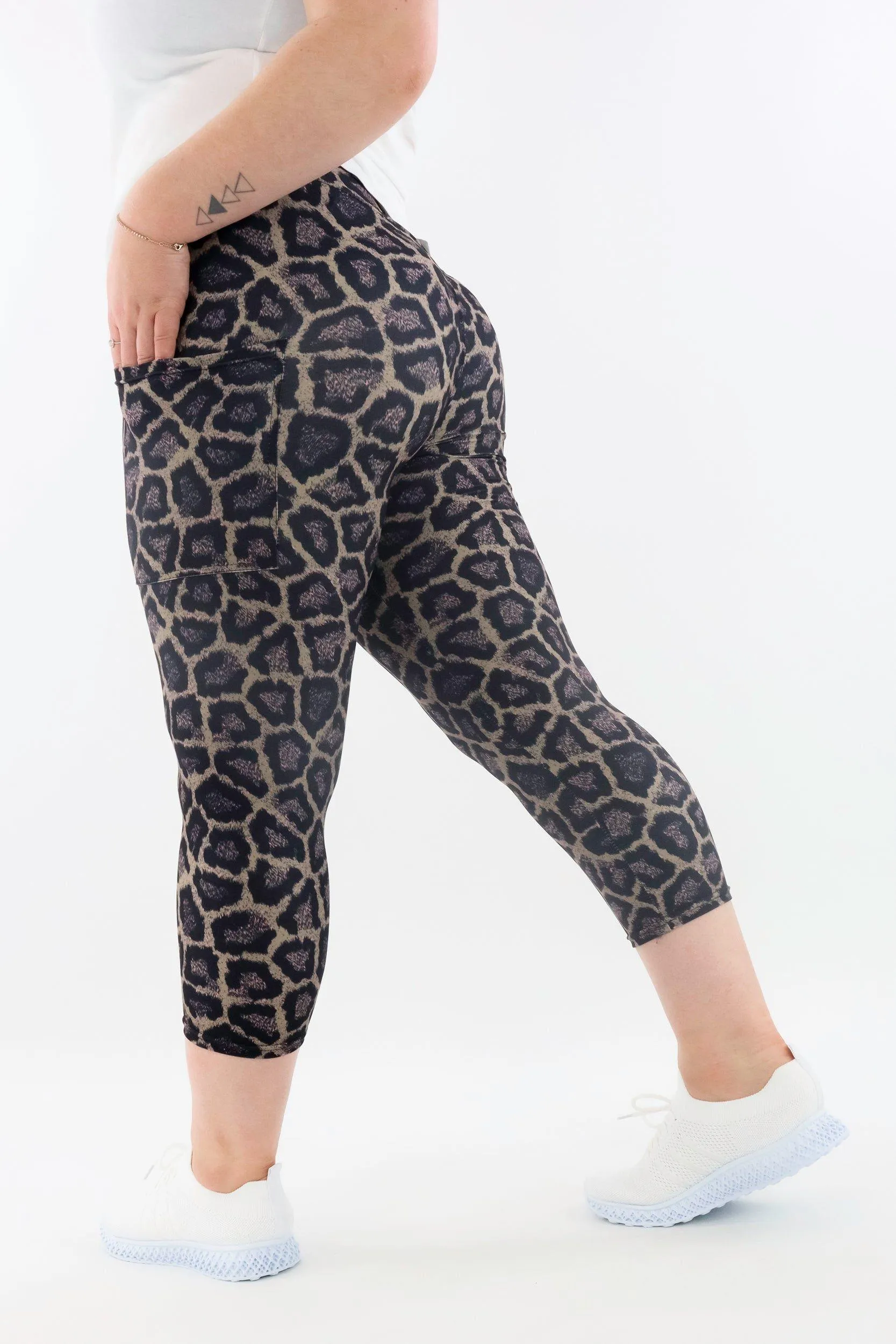 Pink Panther - Casual - Capri Leggings - Pockets