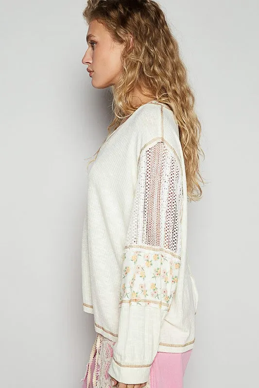 POL Floral Femininity Top - Ivory/Apricot