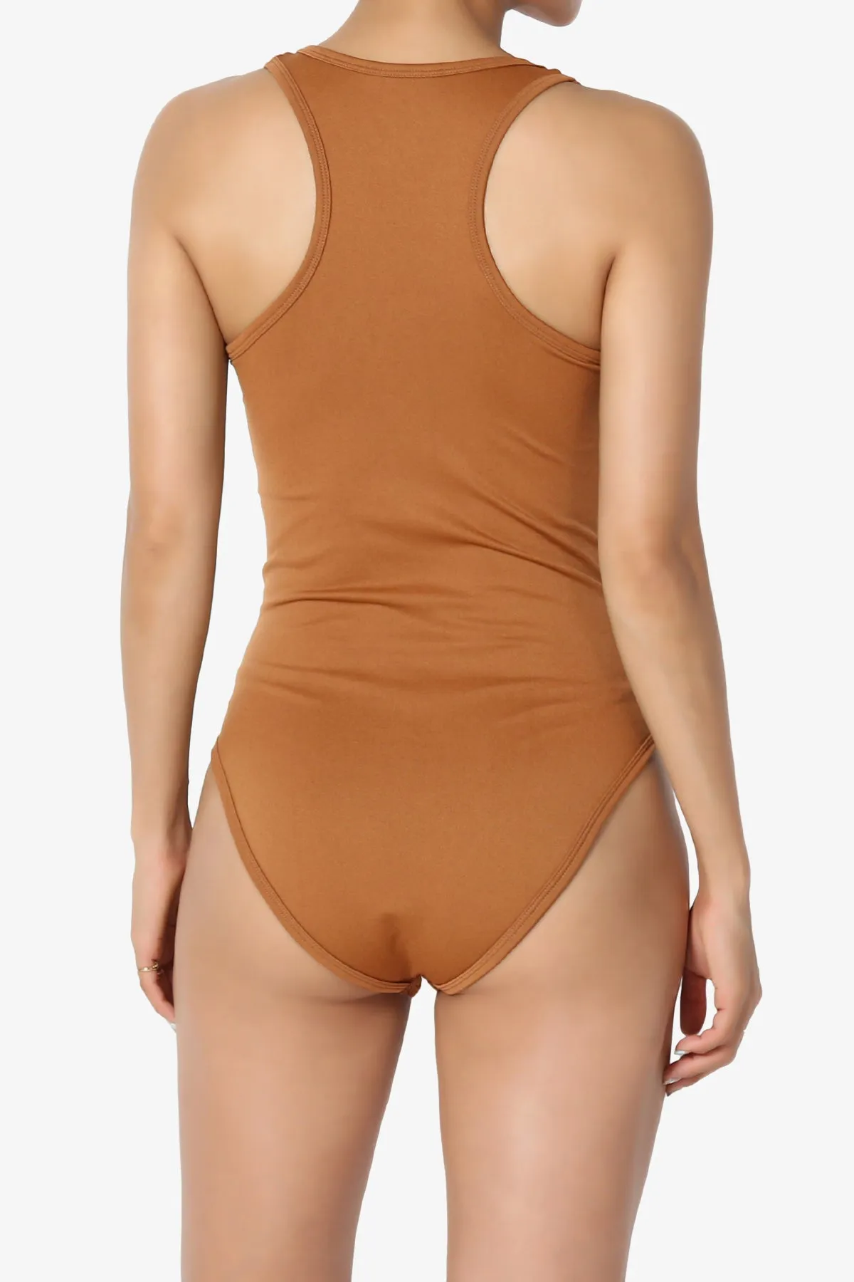 Rego Sleeveless Scoop Neck Seamless Bodysuit
