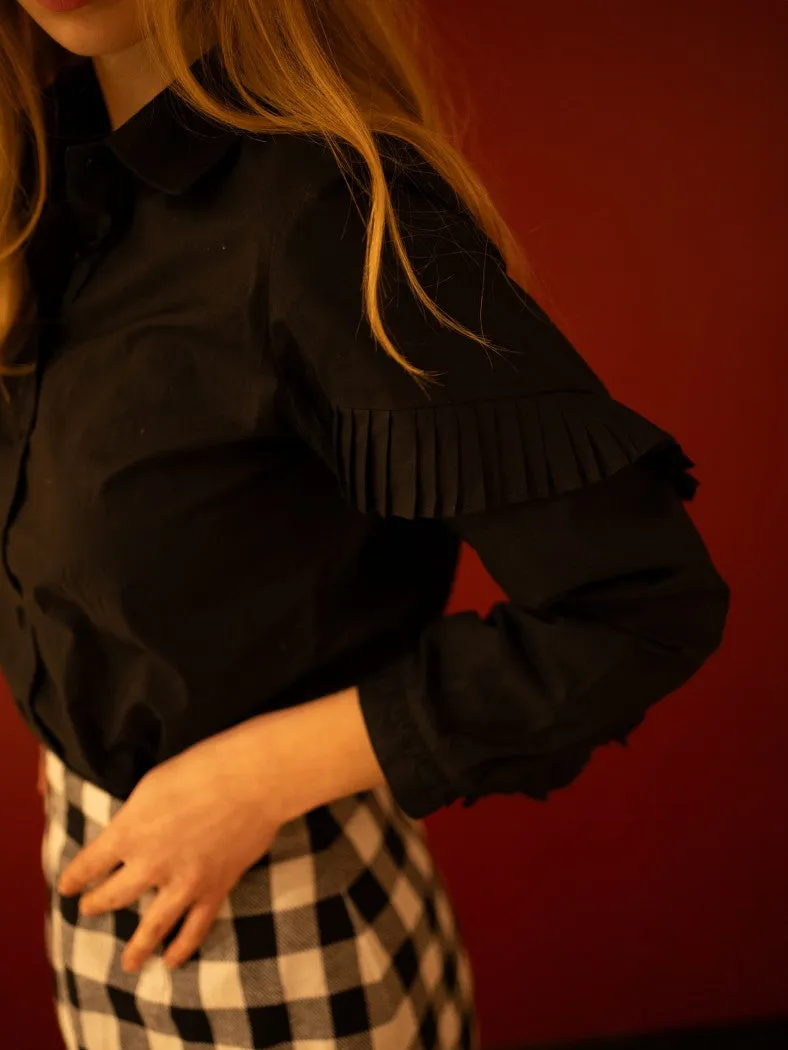 Ruffle shirt