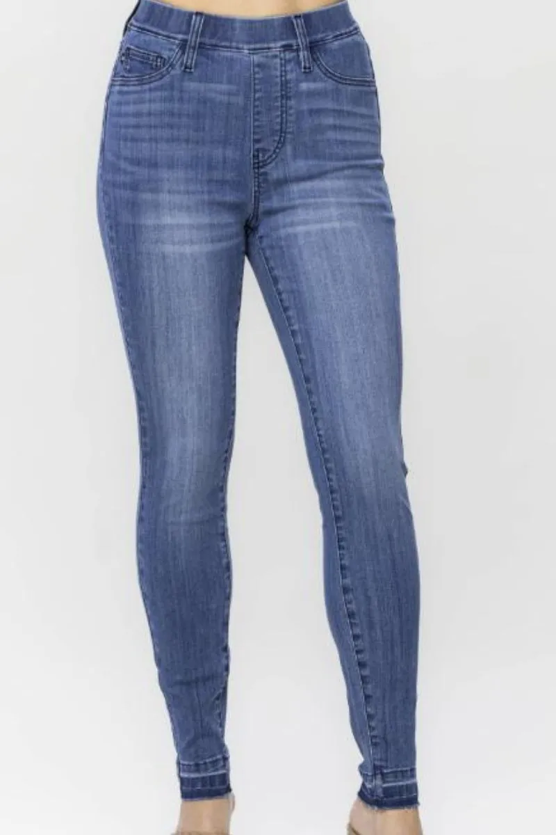 SALE! Judy Blue Curvy Layla Release Hem Pull On Medium Wash Skinny Jeans