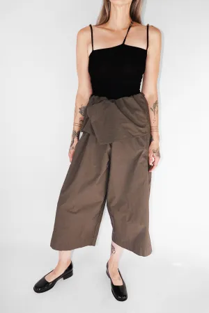 Theos Pant in Chocolate Poplin