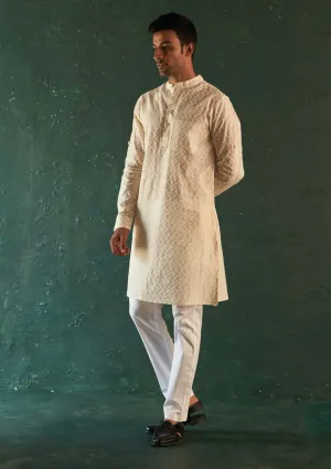 White classic straight kurta and pants